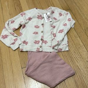Girl’s soft ribbed pants and top set.